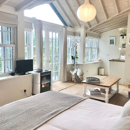 Coastal Chic Waterfront Studio Κινσέιλ Εξωτερικό φωτογραφία